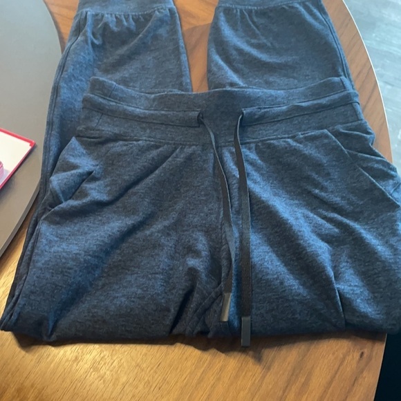 Lululemon Ready to Rulu High-Rise Jogger Crop - Picture 2 of 12